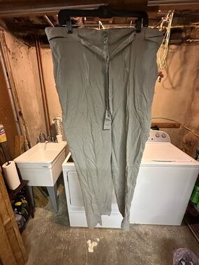 Avenue women Light Olive Drawstring Chinos